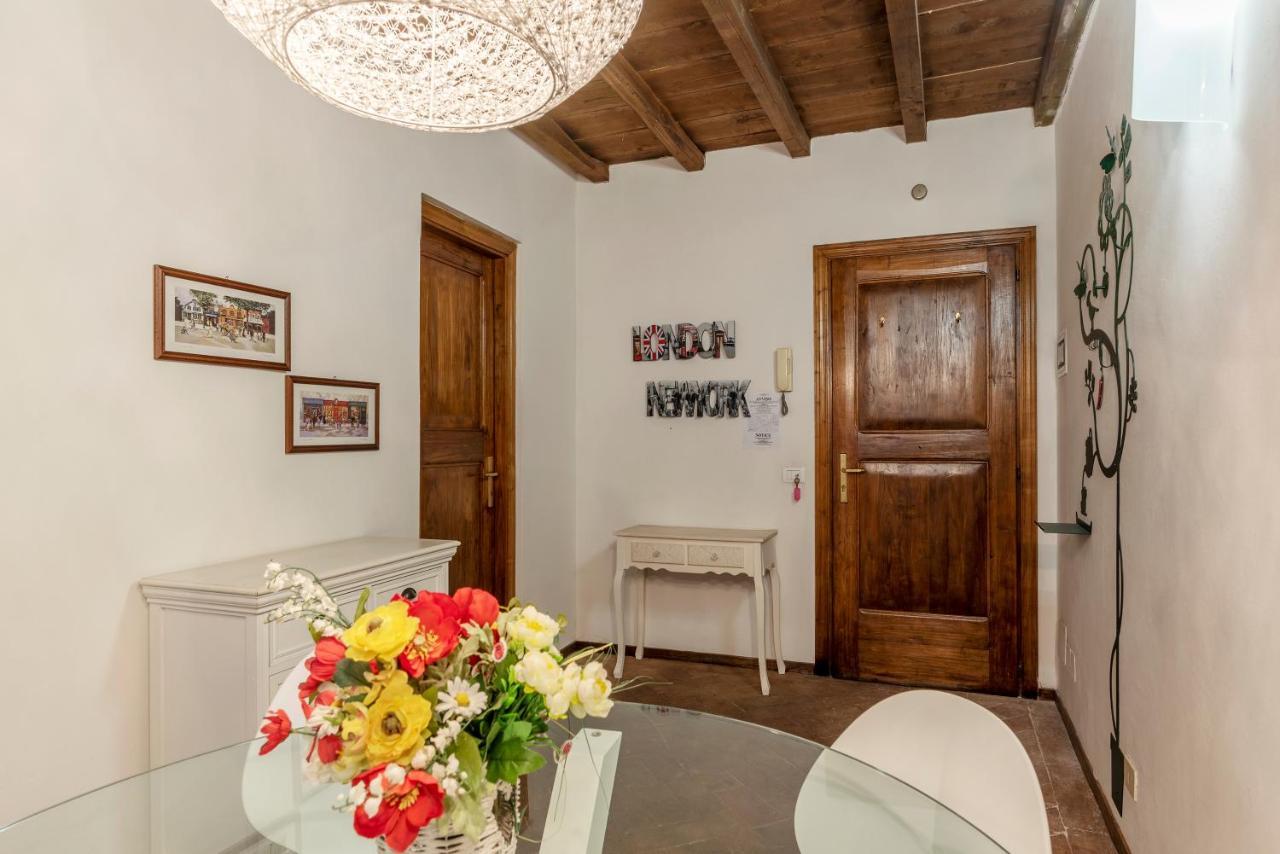 Foro Romano Stylish And Central Apartment מראה חיצוני תמונה